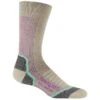 FARM TO FEET Women's Damascus Mid Weight Technical Crew Sock