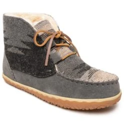 MINNETONKA Women's Torrey Slipper Bootie