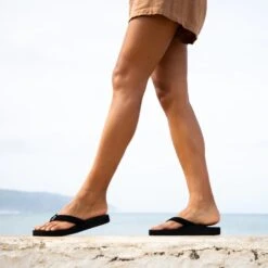 REEF Women's Cushion Breeze Sandals -All Shoe Shop 2085727 001 alt5